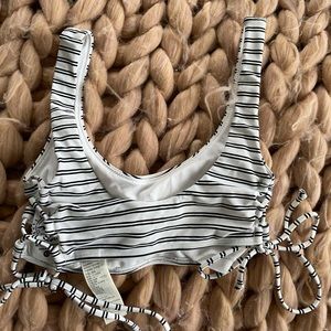 xs Hollister bikini top